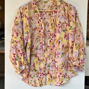 LC Lauren Conrad Multicolor Floral Blouse with adorable puffy sleeves